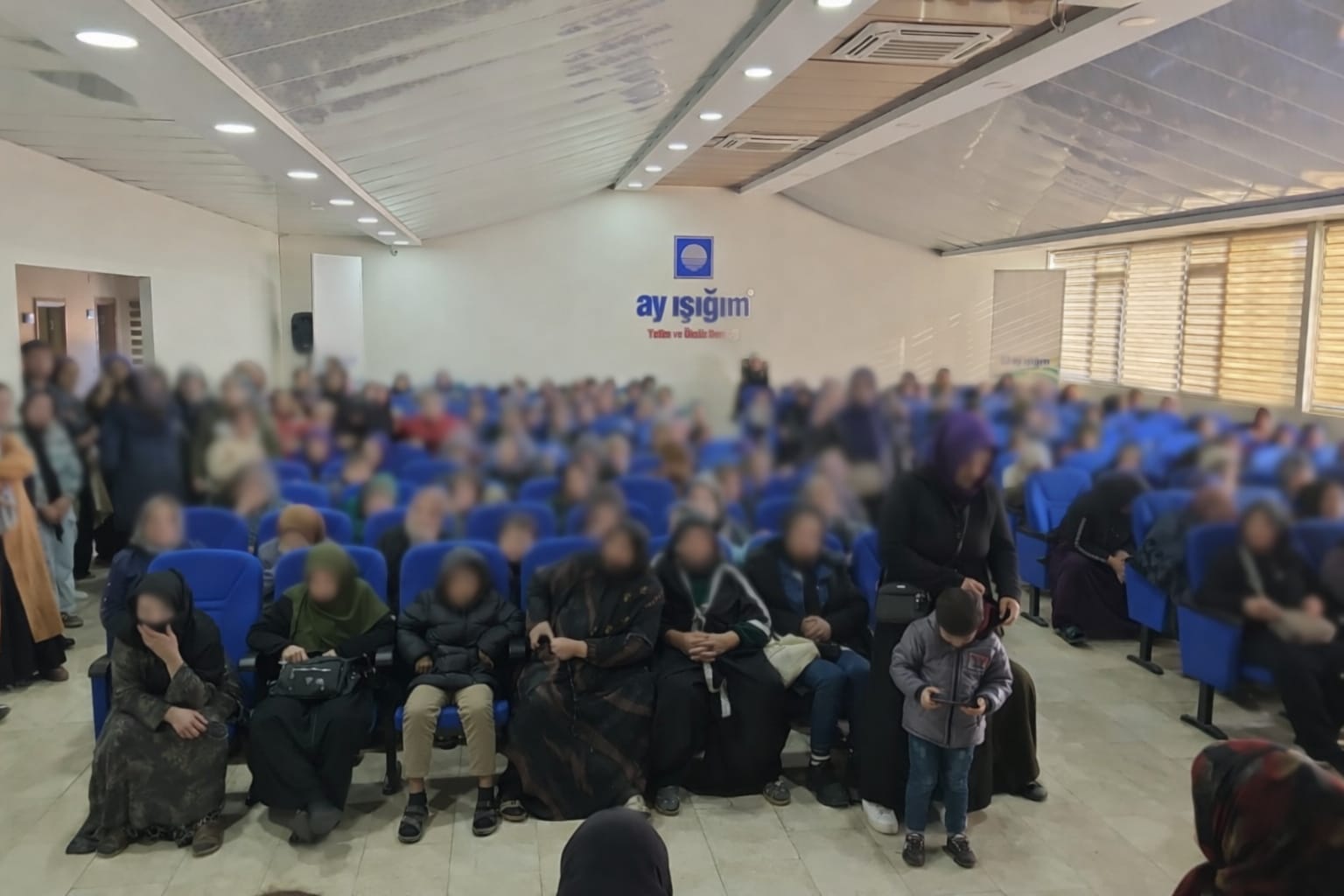 200 YETİM AİLEYE NAKDİ YARDIM